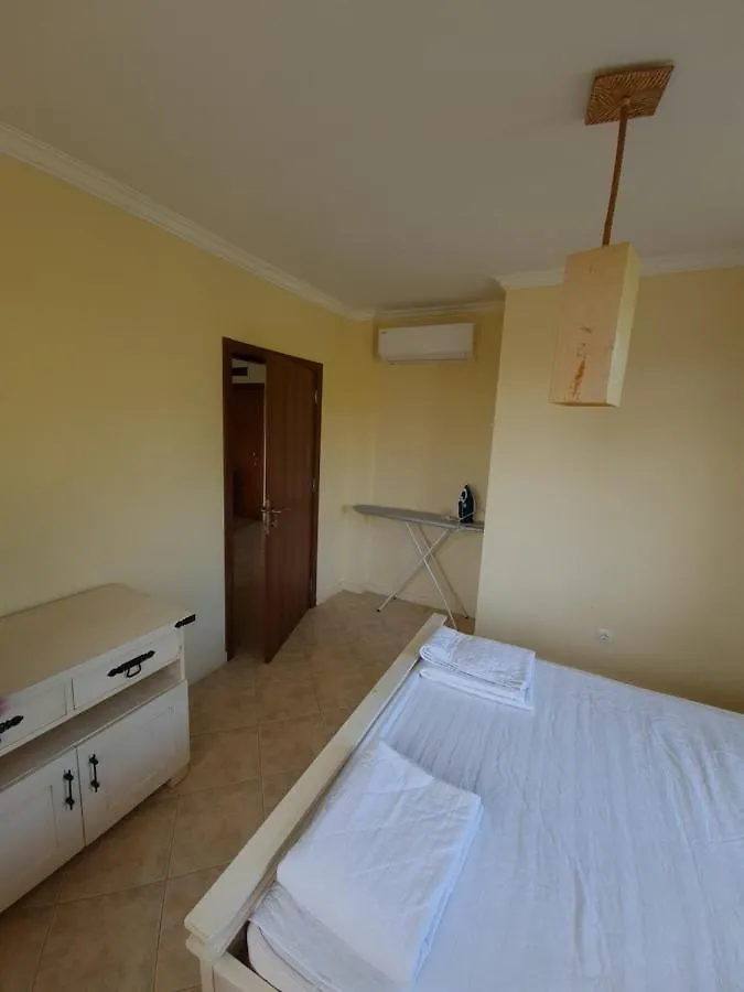 Santa Marina Apartaments- Karina 1 Sozopol